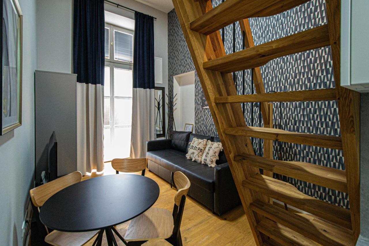 Main Train Station Apartment Close To The The Main Square! Prag Dış mekan fotoğraf