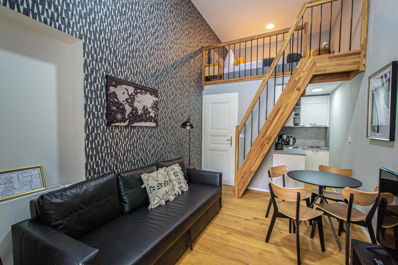 Main Train Station Apartment Close To The The Main Square! Prag Dış mekan fotoğraf